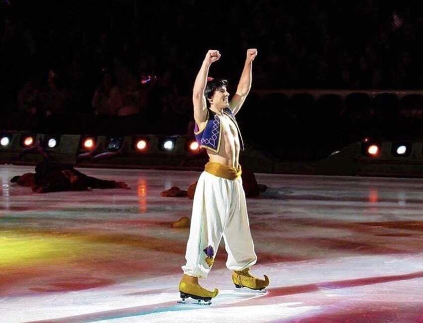 On the Ice, Performance